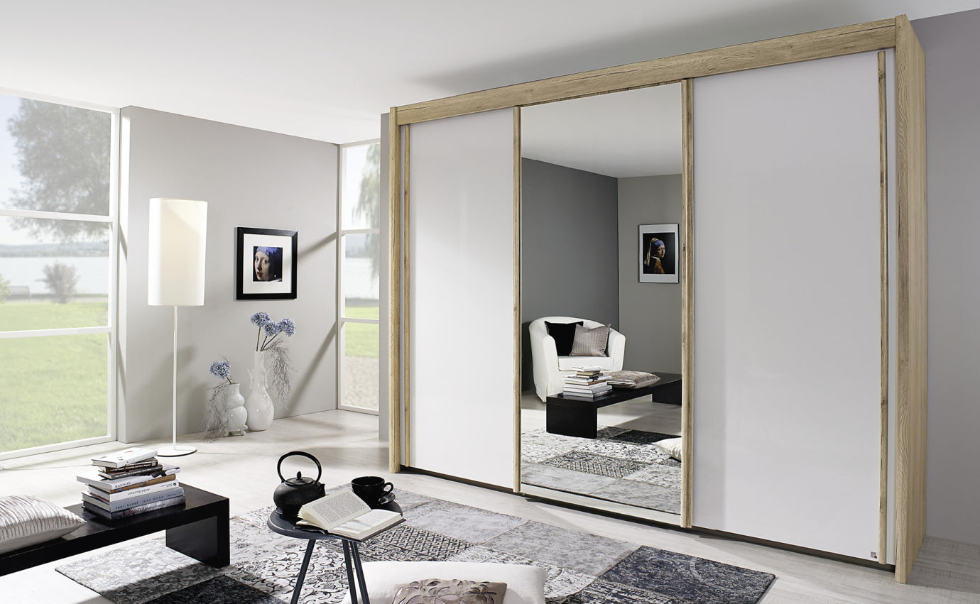 Schwebetürenschrank mit Spiegeltür Schwebetürenschrank mit Spiegeltür