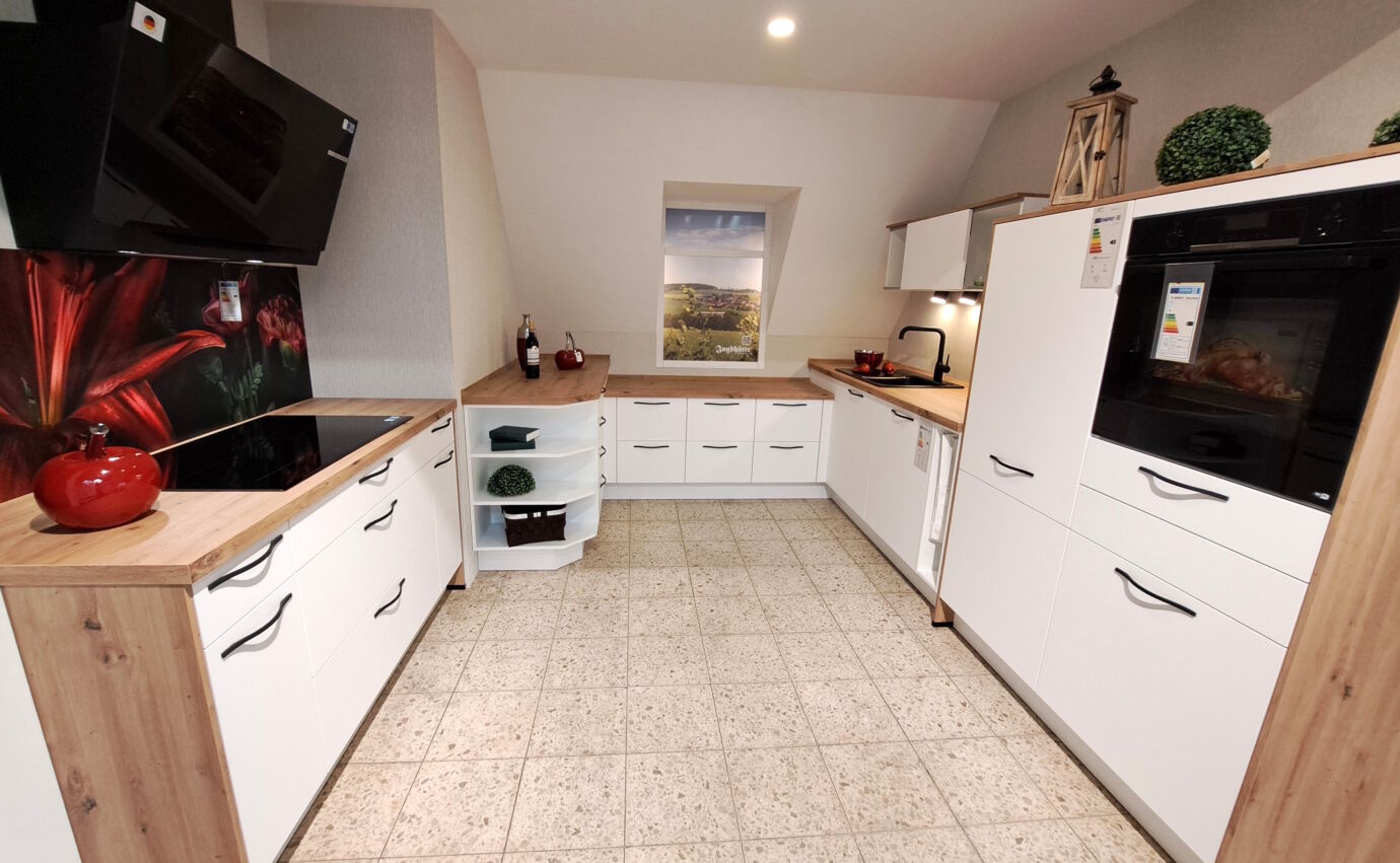  Einbauküche Nobilia Senso Lack Weiß Premium Mat.