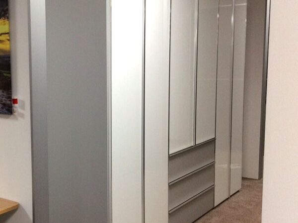 Staud Schwebetürenschrank Armadio