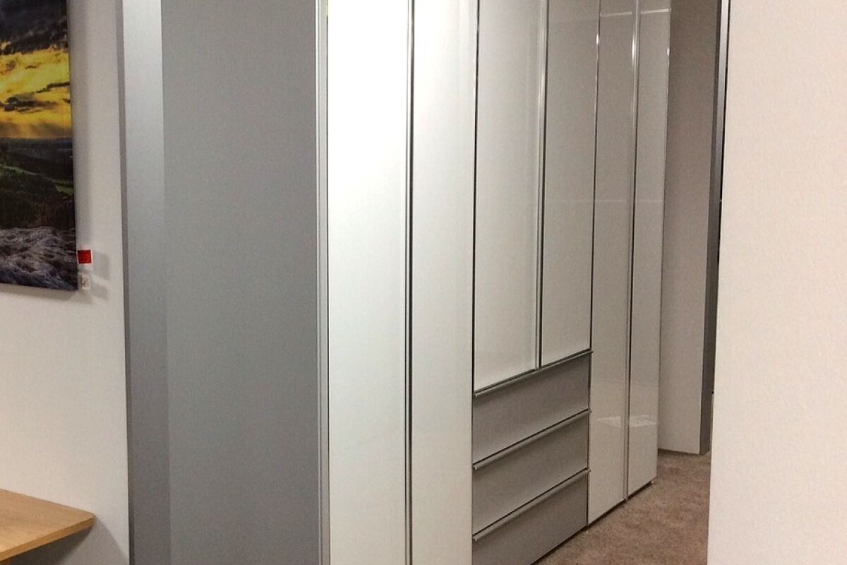 Staud Schwebetürenschrank Armadio
