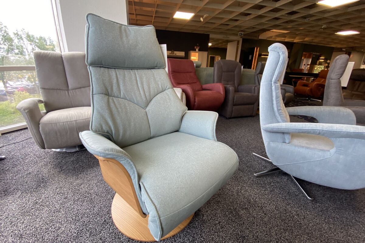 Oy BD-Mobel Sessel SAFARI LUX