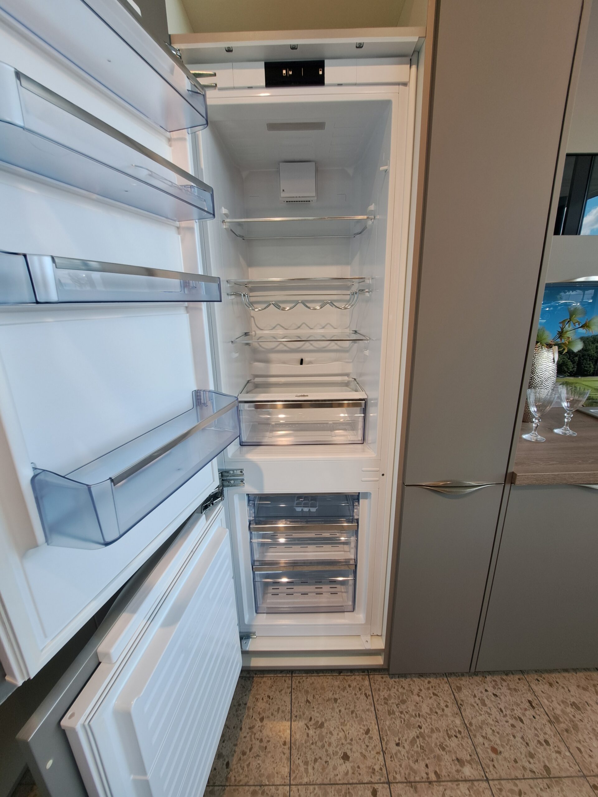 Nobilia Einbauküche Easytouch Lacklaminat Taupe – Bild 15