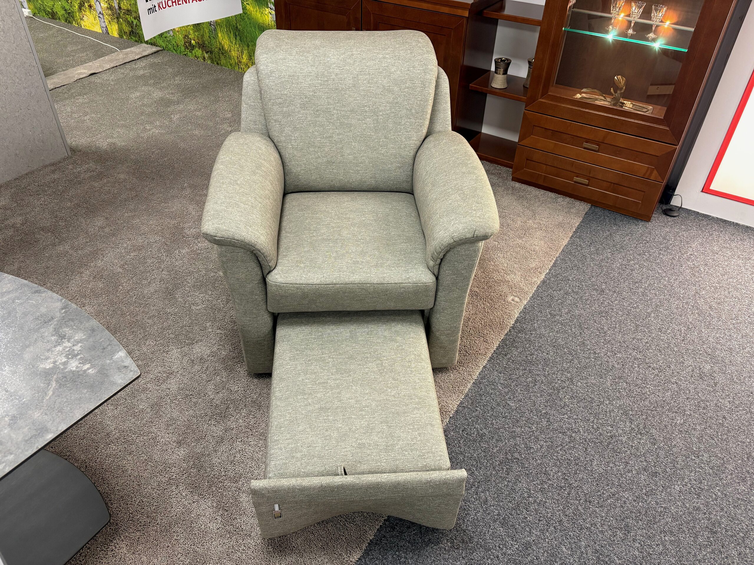 Sessel mit ausziehbaren Fußhocker Dietsch – Bild 4