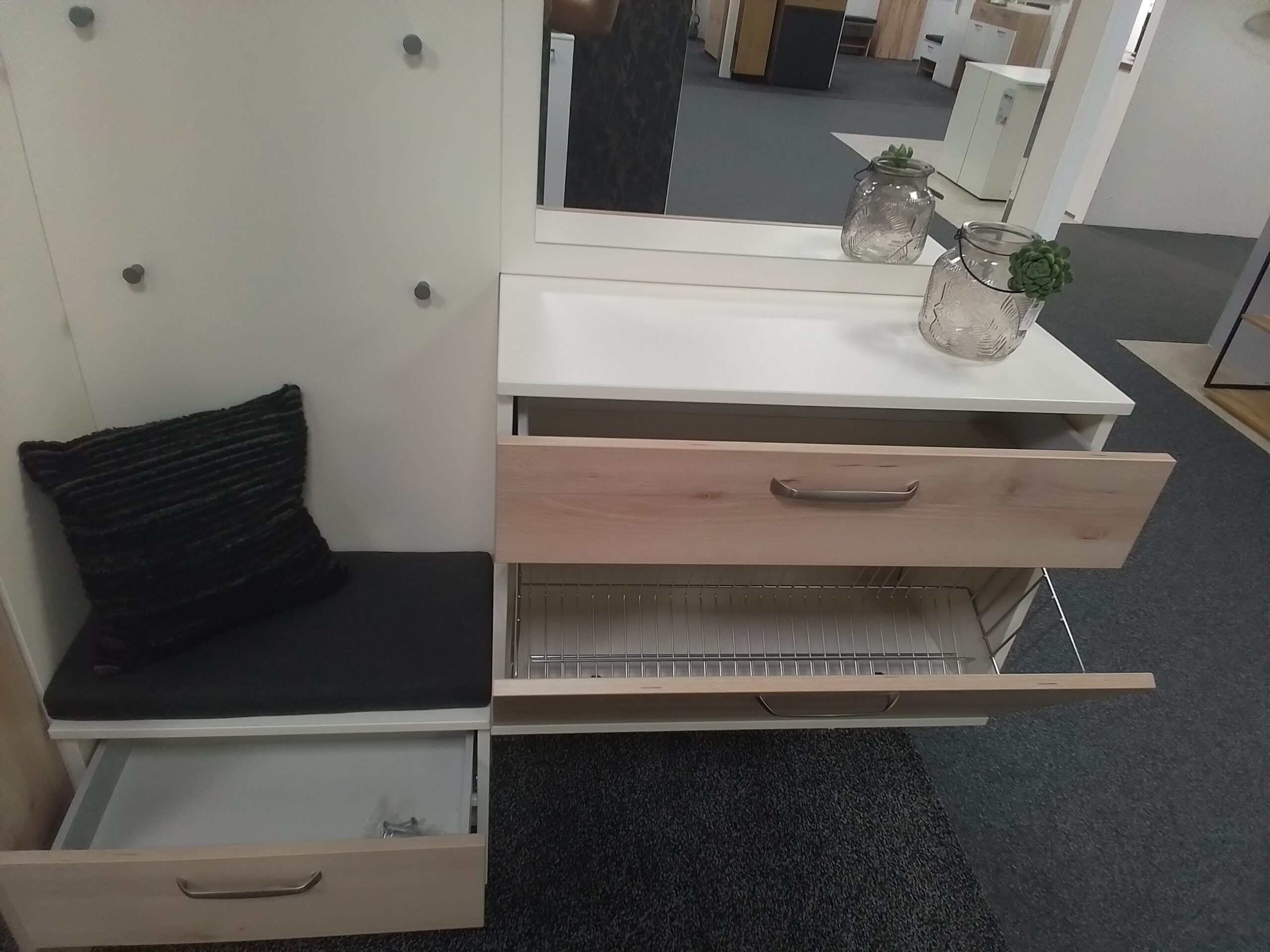 Wittenbreder Garderobe Roubaix – Bild 2