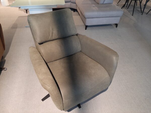 Alternative view of Relaxsessel Leder olive von Hukla
