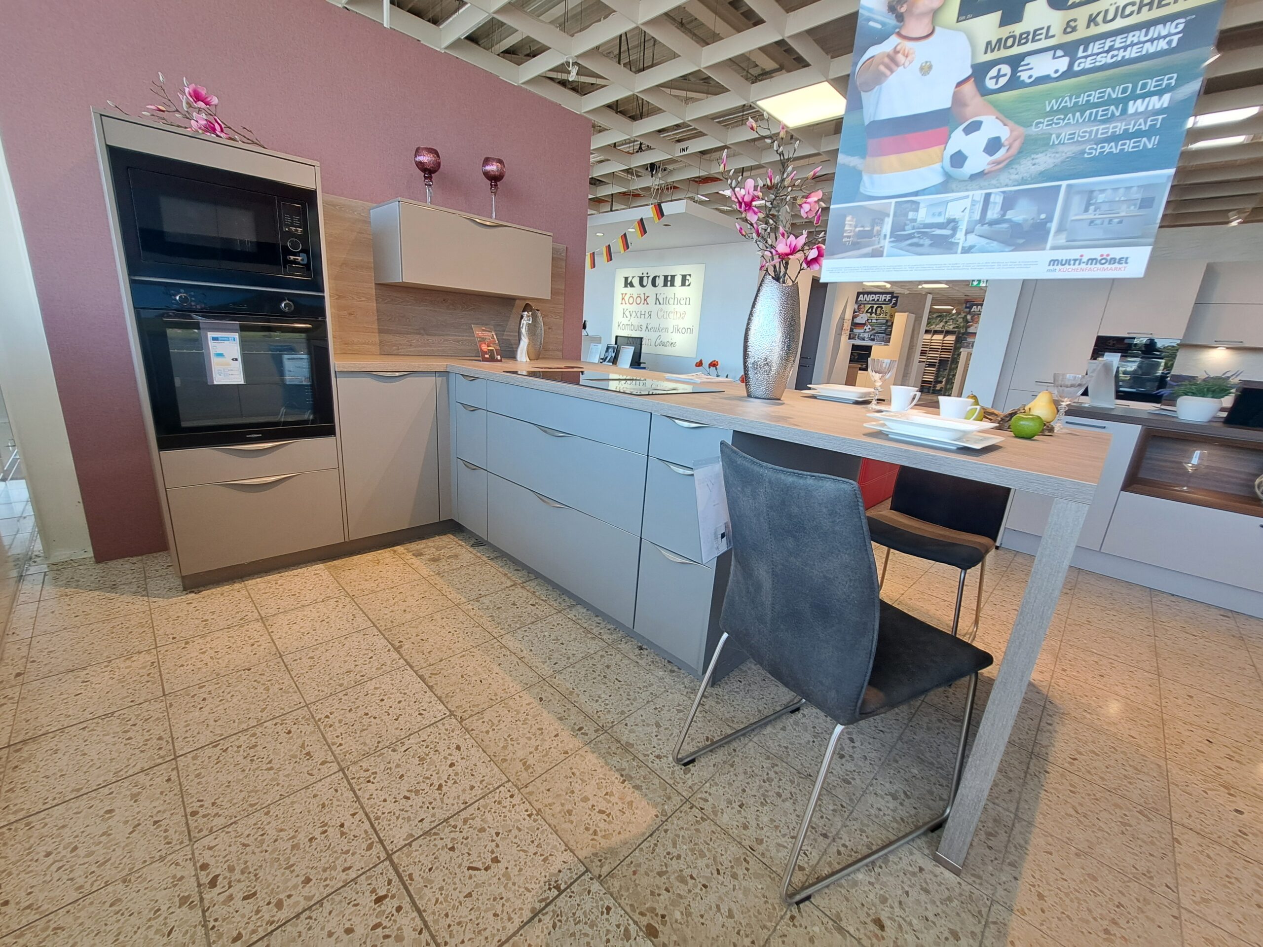 Nobilia Einbauküche Easytouch Lacklaminat Taupe – Bild 3