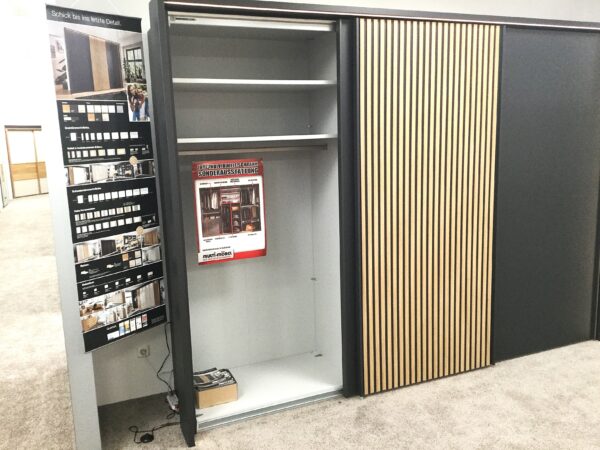 Alternative view of Schwebetürenschrank Wiemann Denver Dahm